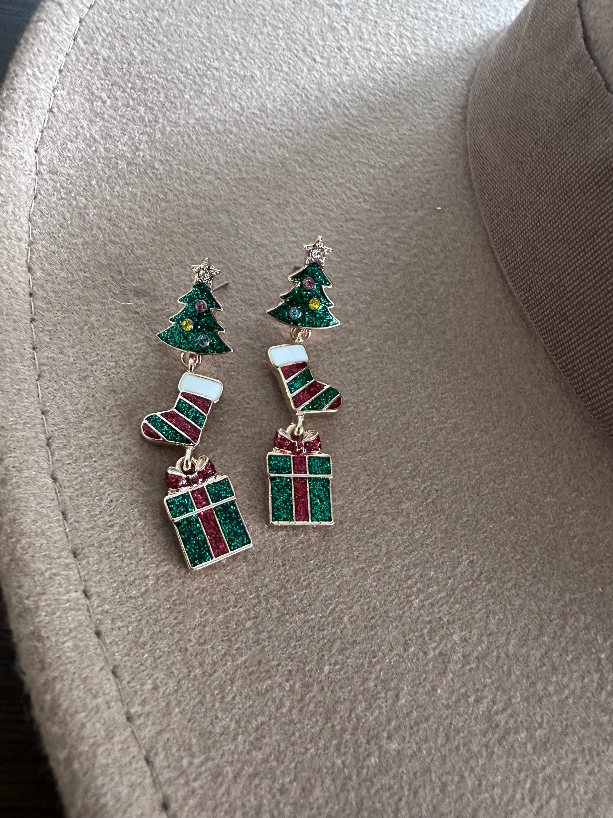 Holiday Hustle Earrings