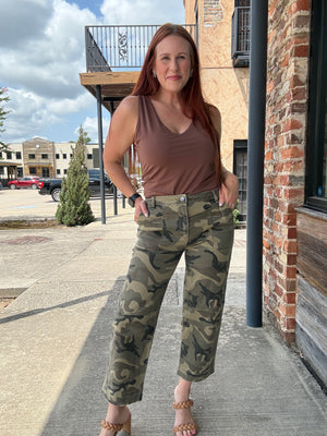 KUT From The Kloth Ashton High Rise Wide Leg Barrel, Exclusive in Olive
