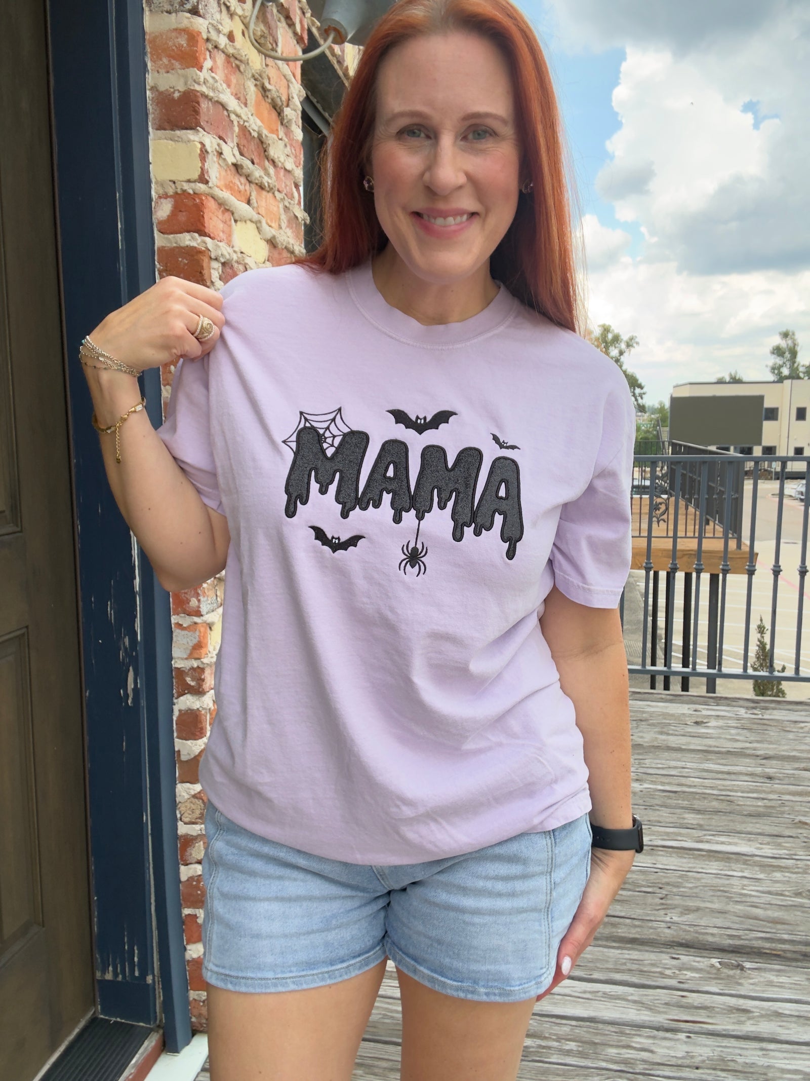 Spooky Mama Tee