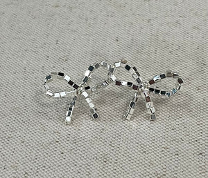 Etched Bow Earrings