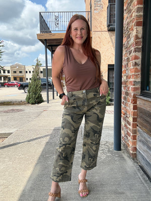 KUT From The Kloth Ashton High Rise Wide Leg Barrel, Exclusive in Olive