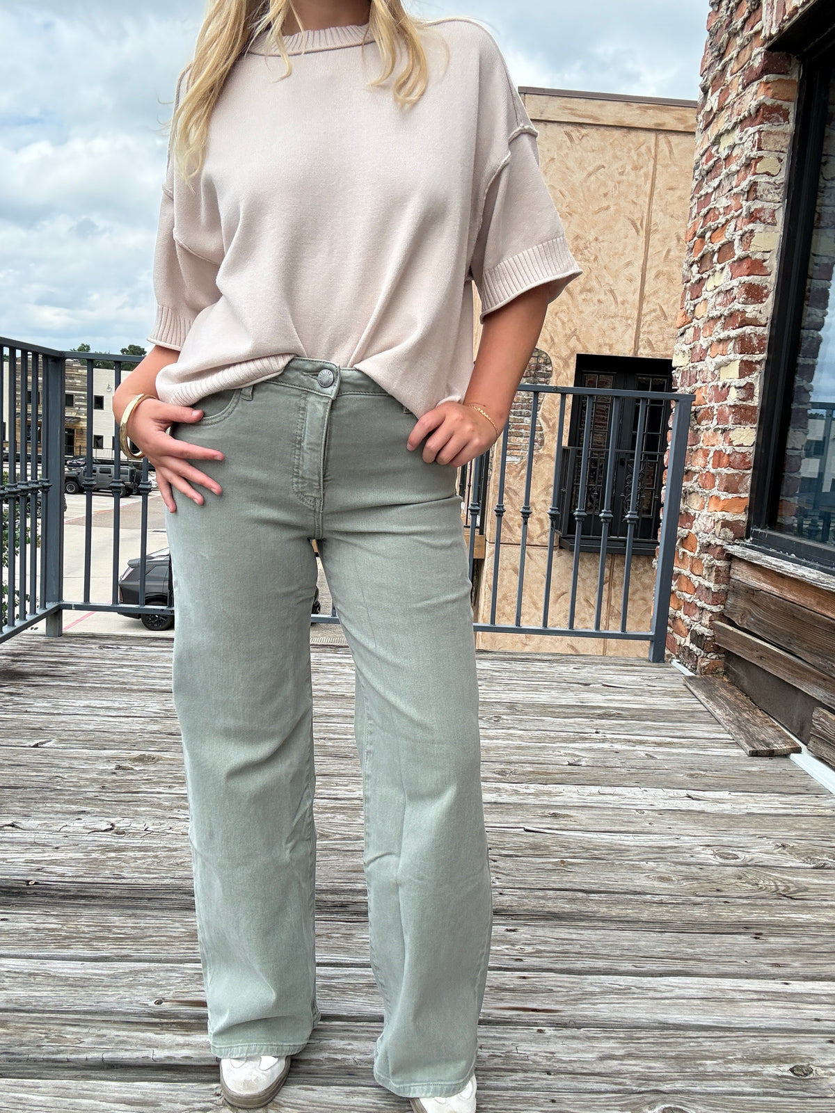 KUT from the Kloth Maya High Rise Wide Leg- Sea Star Teal