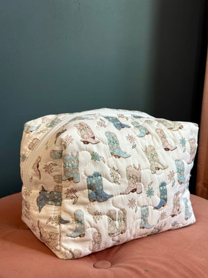 Ida Mae Daisy Pastel Quilted Makeup Bag