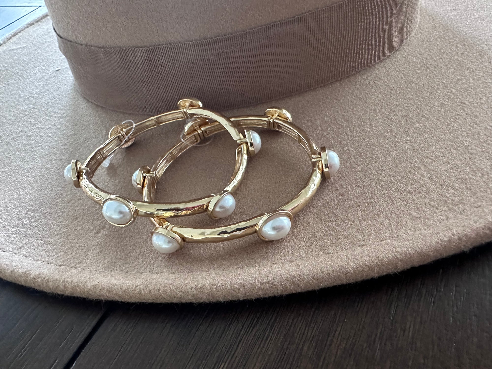 Pearl & Gold Bangle