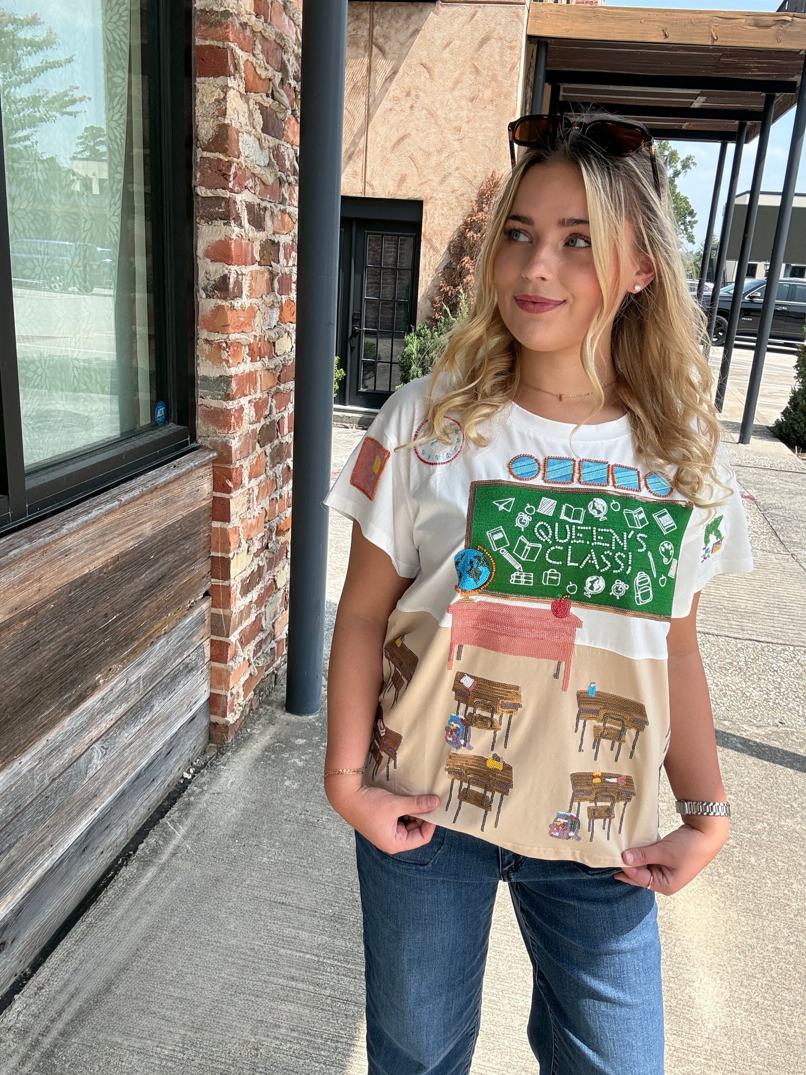Queen of Sparkles Classroom Scene Tee