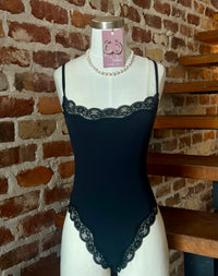 Butter Me Up Lace Bodysuit - Black