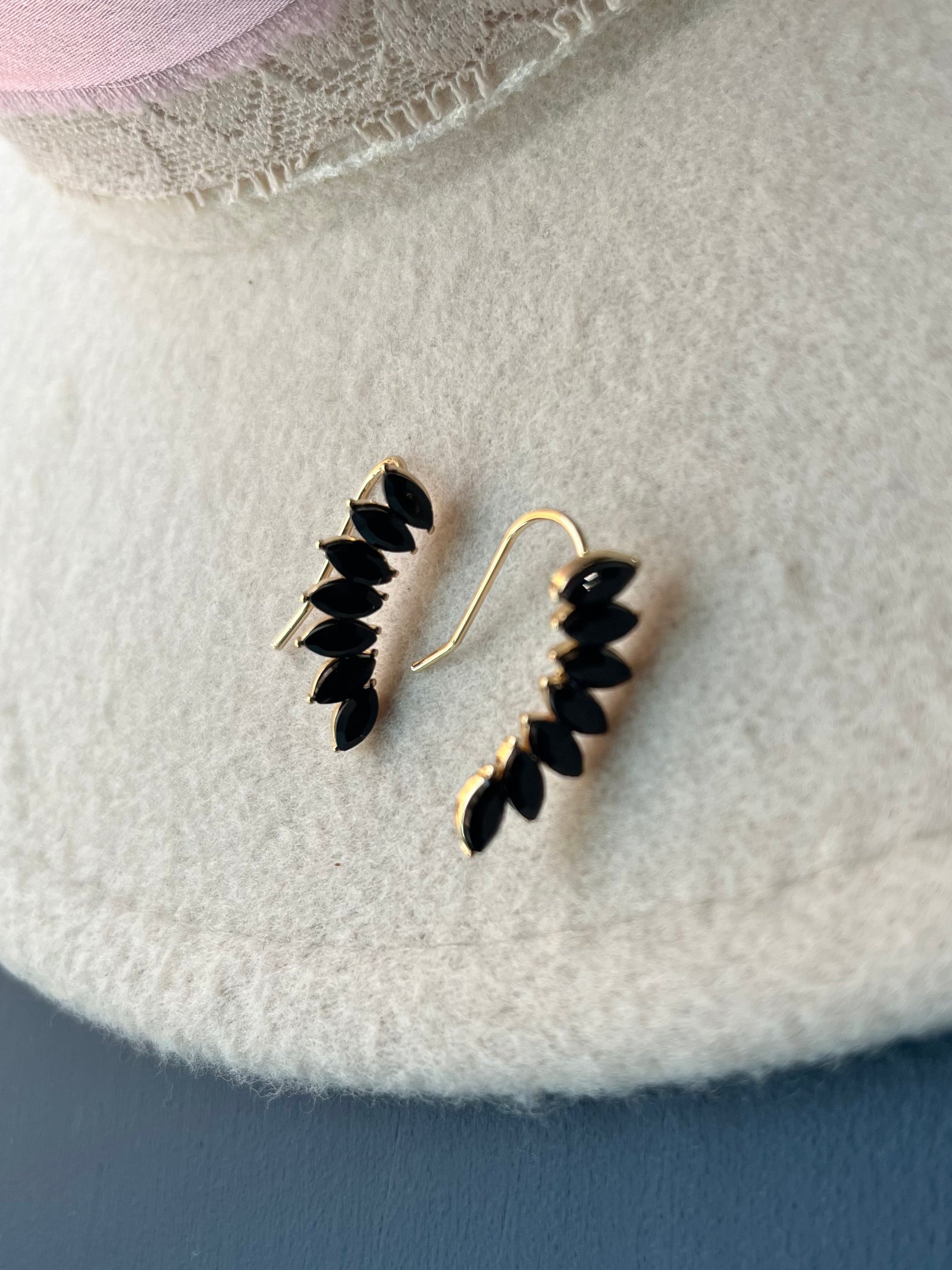 Classy Curve Earrings
