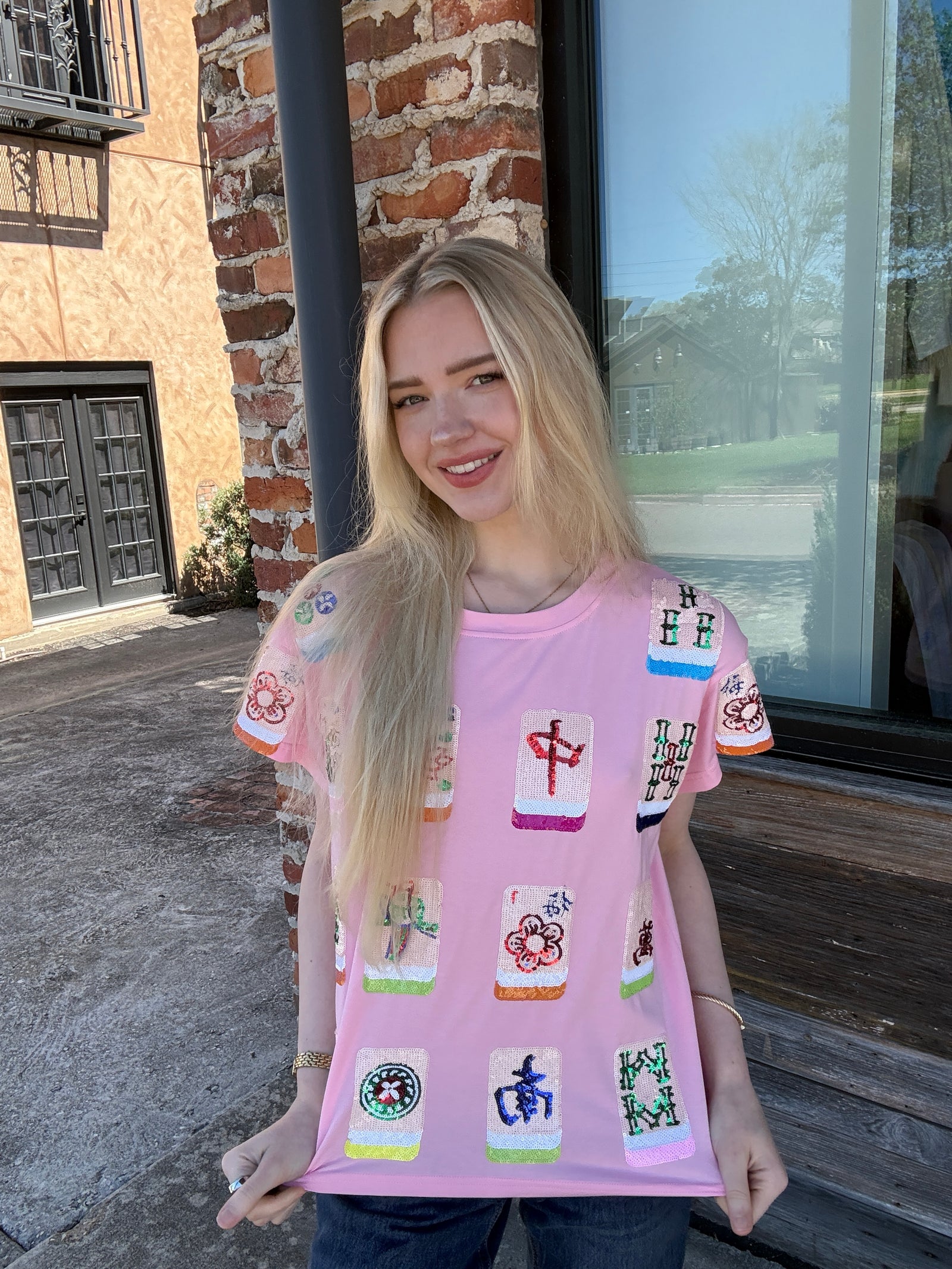 Queen of Sparkles Light Pink Scattered Mahjong Tee