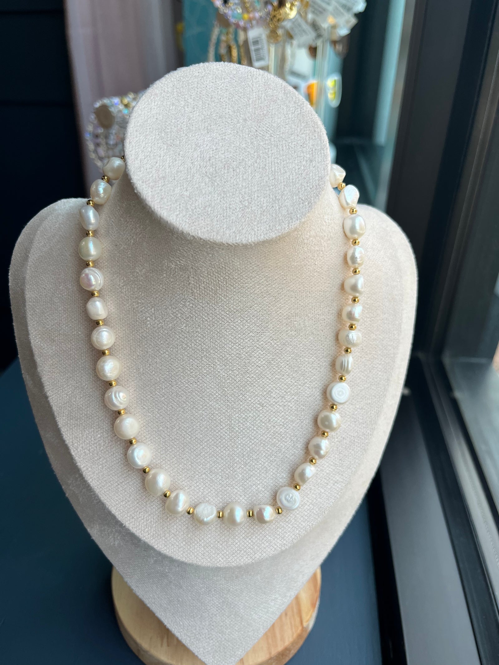 Mother of Pearl Necklace