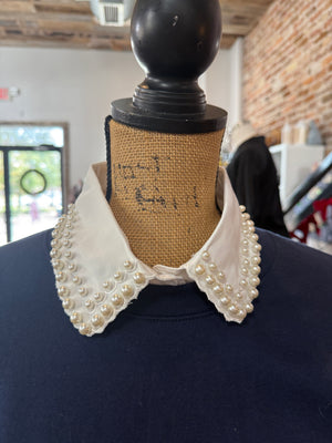 The Corporate Collar - White & Pearls