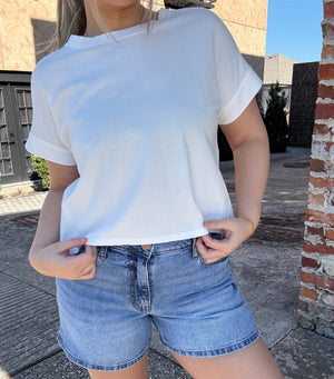 Jane High Rise Long Short- Peaceful Medium Wash