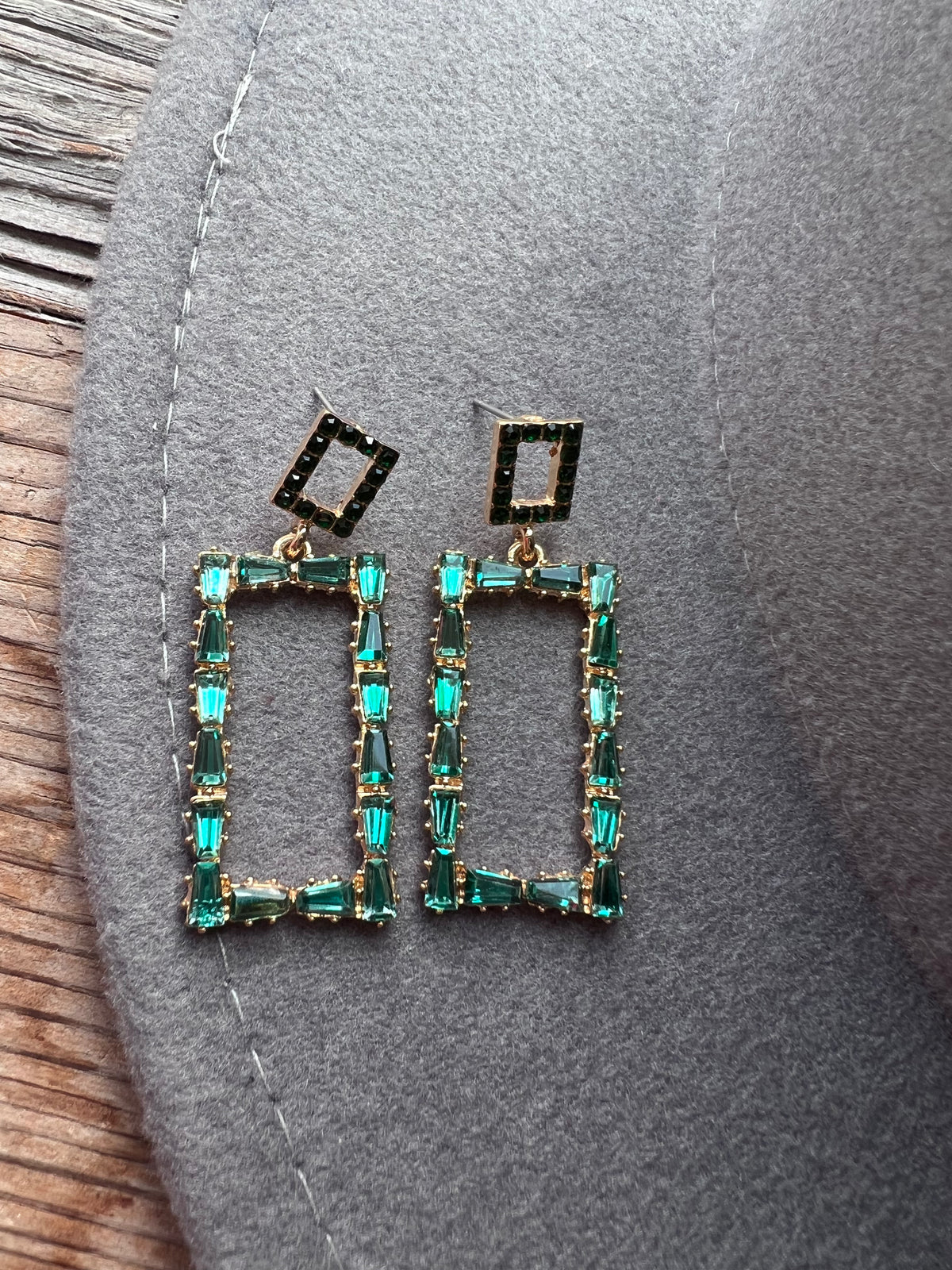 Glam Out Earrings