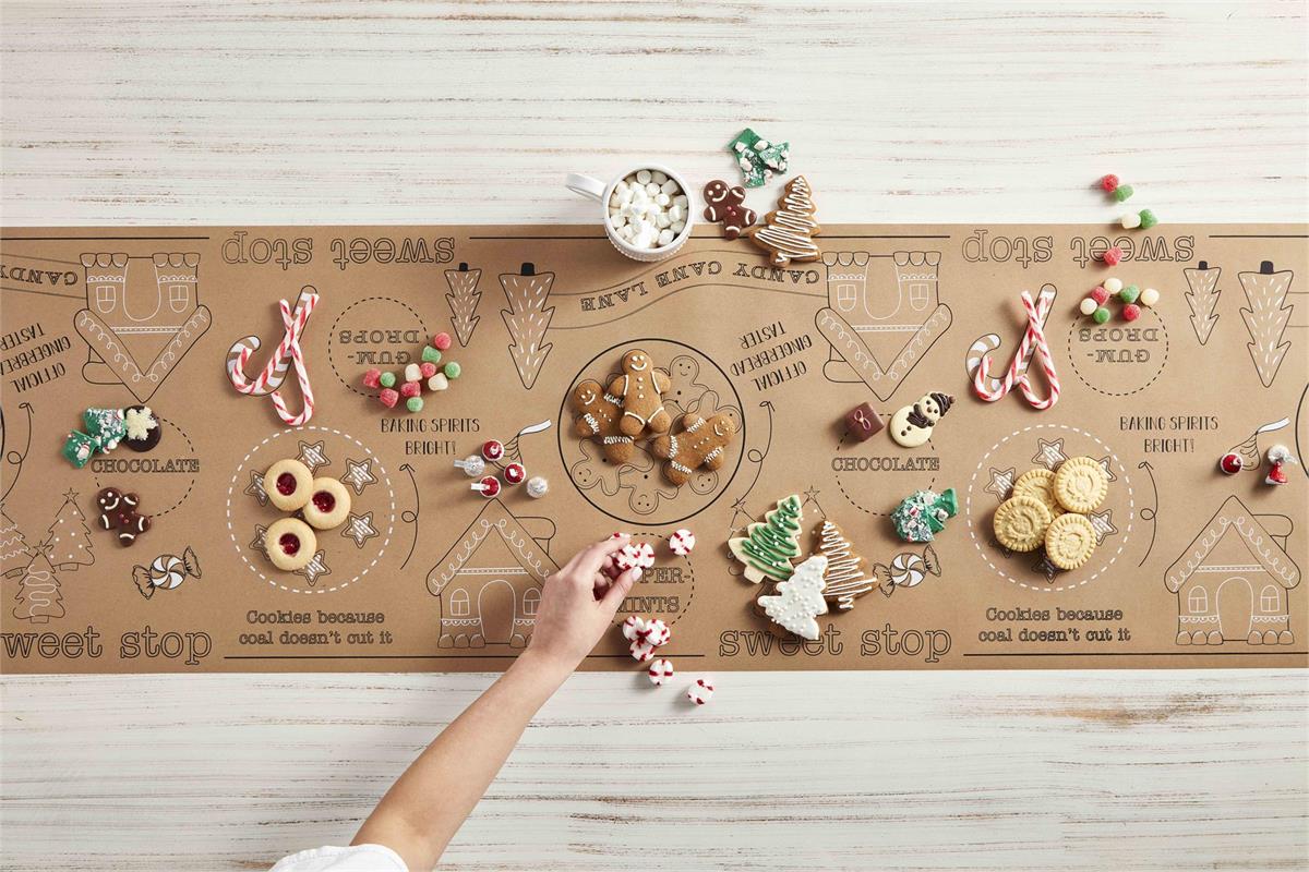Holiday Kraft Table Runner