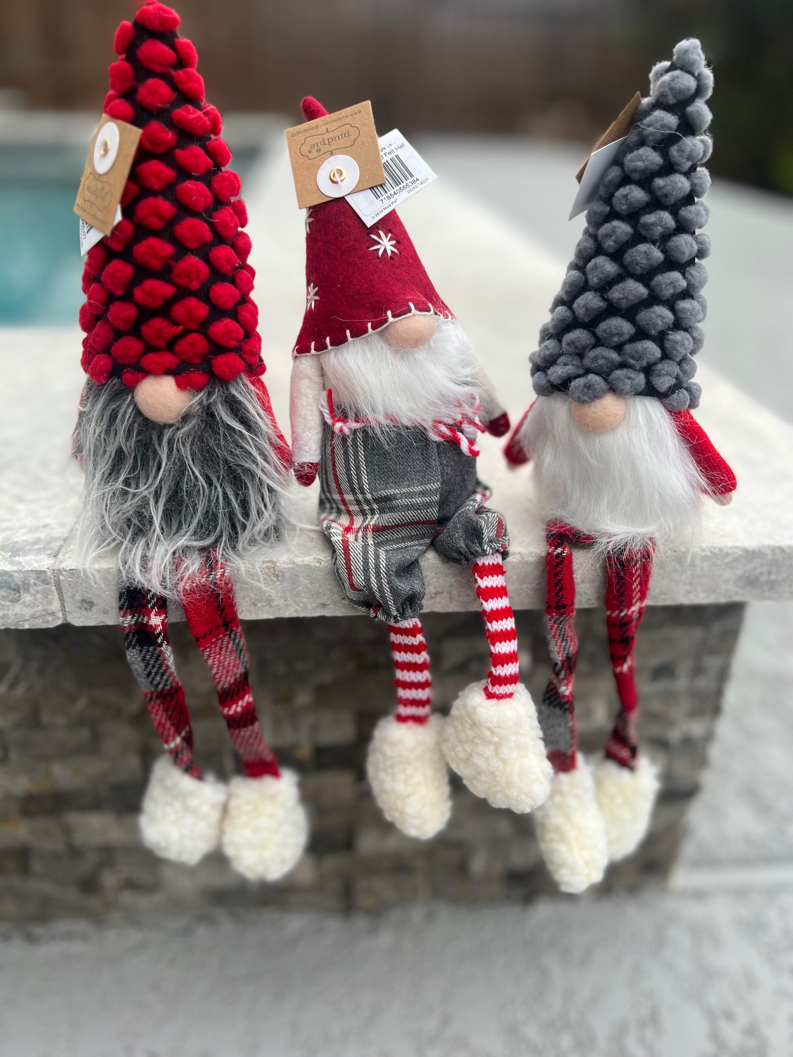 Christmas Dangle Leg Gnome